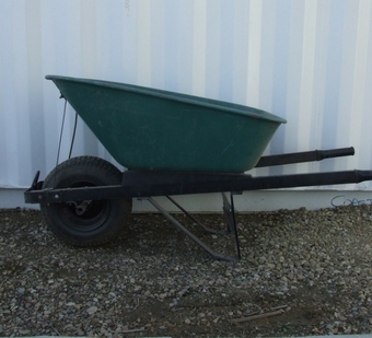 Wheel Barrow (Rental)